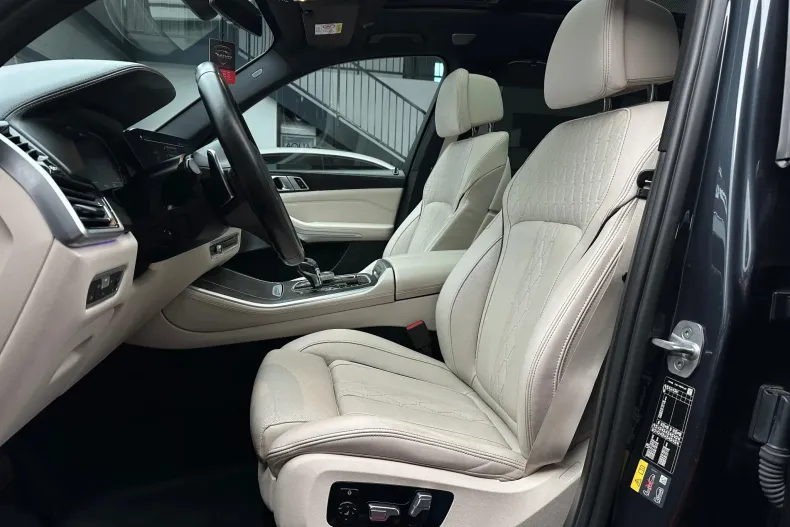 BMW X5 (Seria X) din 2022 cu 130.391 km - oferta BMW198297 - foto 17