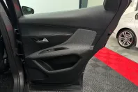 Peugeot 3008 din 2022 cu 147.646 km - oferta PEU198298 - foto 25