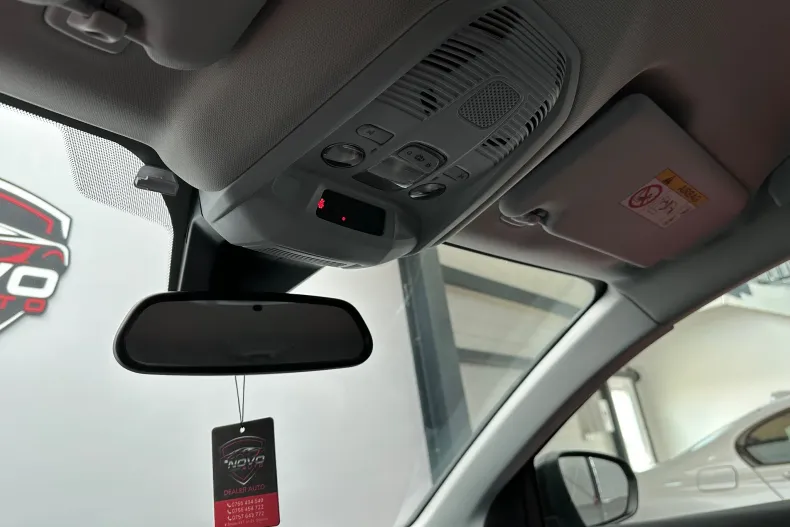 Peugeot 3008 din 2022 cu 147.646 km - oferta PEU198298 - foto 33