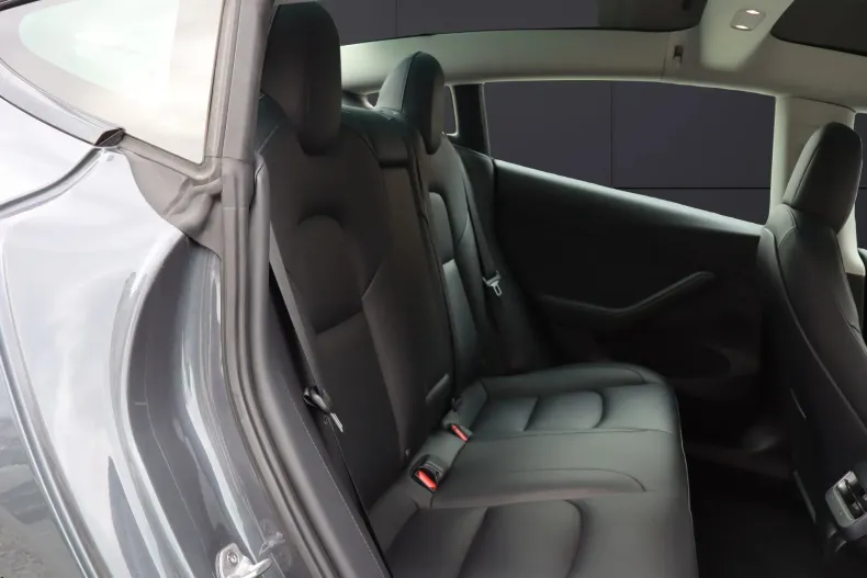 Tesla Model 3 din 2022 cu 95.928 km - oferta TES198301 - foto 18