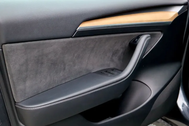 Tesla Model 3 din 2022 cu 95.928 km - oferta TES198301 - foto 19