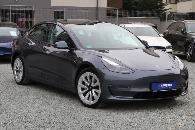 Tesla Model 3 din 2022 cu 31.770 km - oferta TES198302 - foto 1
