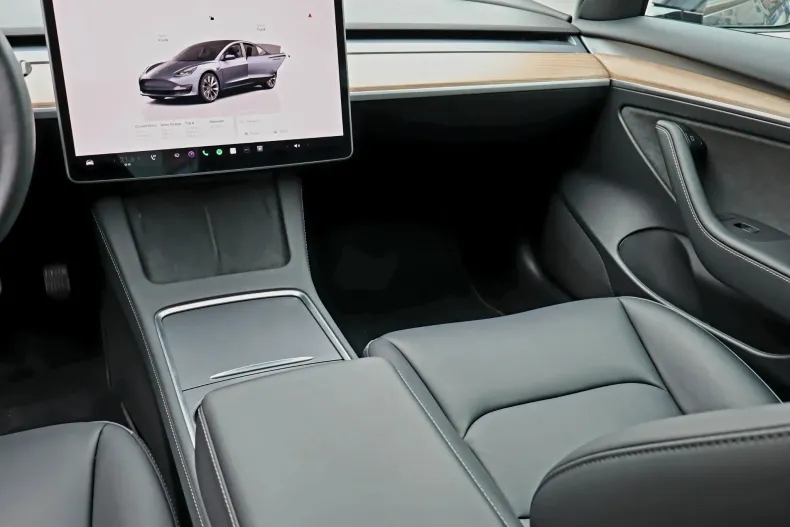 Tesla Model 3 din 2022 cu 31.770 km - oferta TES198302 - foto 20