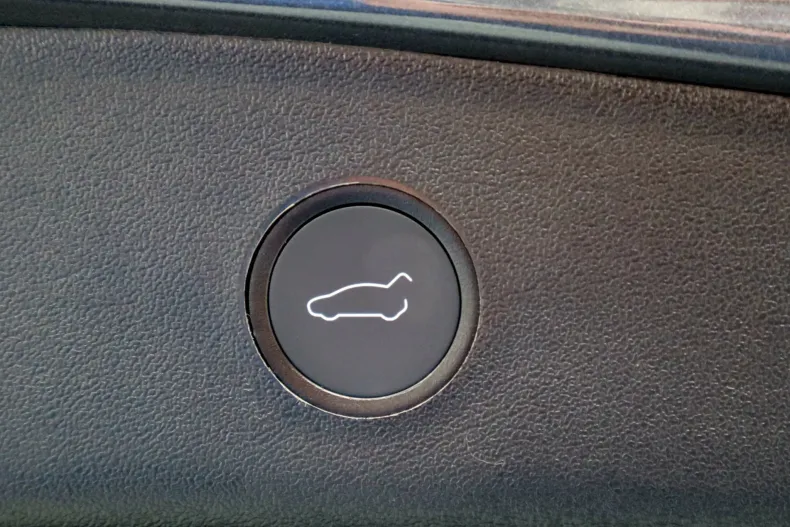 Tesla Model 3 din 2022 cu 31.770 km - oferta TES198302 - foto 27