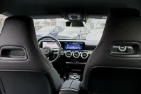 Mercedes-Benz CLA 180 (Clasa CLA) din 2024 cu 14.500 km - oferta MER198303 - foto 21