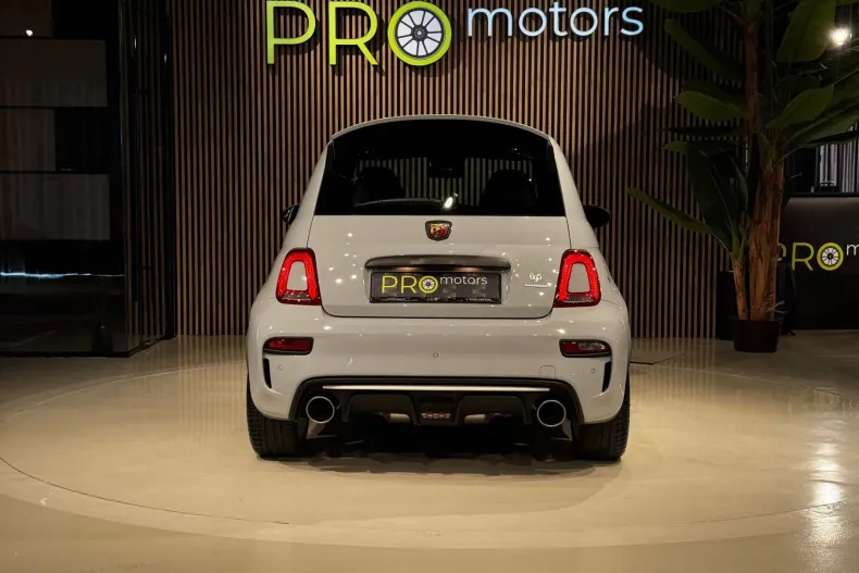 Abarth 695 din 2022 cu 5.300 km - oferta ABA198314 - foto 3