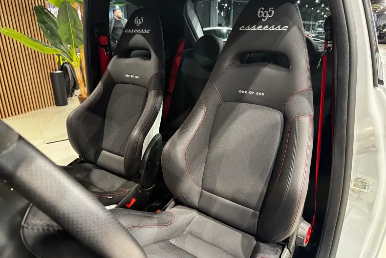 Abarth 695 din 2022 cu 5.300 km - oferta ABA198314 - foto 22