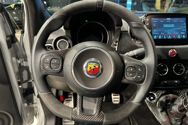 Abarth 695 din 2022 cu 5.300 km - oferta ABA198314 - foto 29