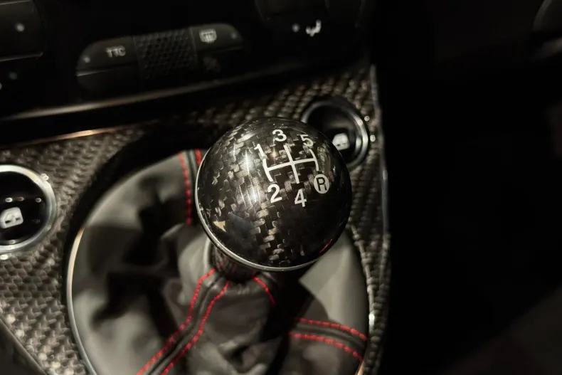 Abarth 695 din 2022 cu 5.300 km - oferta ABA198314 - foto 30