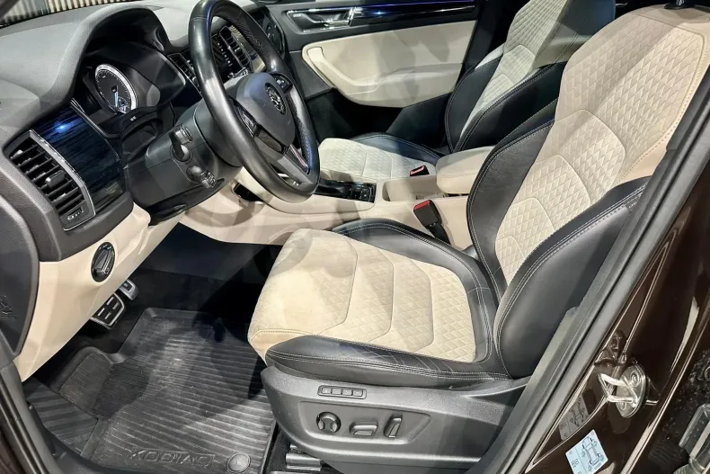 Skoda Kodiaq din 2020 cu 60.300 km - oferta SKO198318 - foto 23
