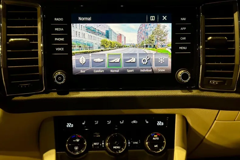 Skoda Kodiaq din 2020 cu 60.300 km - oferta SKO198318 - foto 34