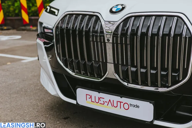 BMW 740d (Seria 7) din 2025 cu 16.800 km - oferta BMW198320 - foto 36