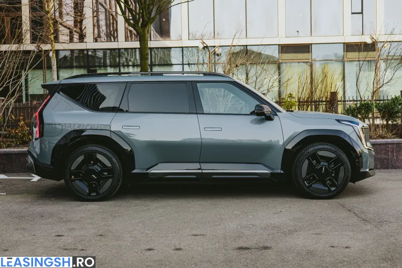 Kia EV9 din 2023 cu 22.764 km - oferta KIA198325 - foto 7