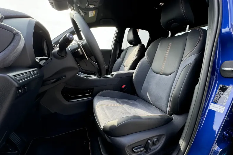 Lexus LBX din 2025 cu 1.200 km - oferta LEX198326 - foto 20