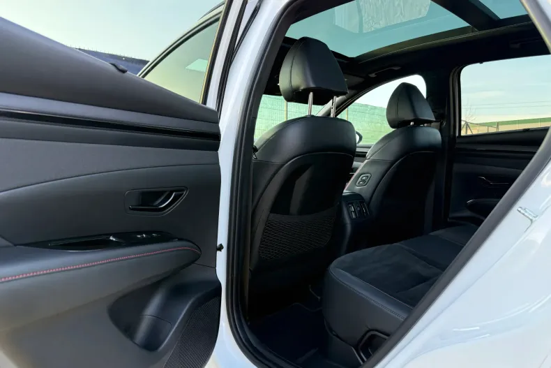 Hyundai Tucson din 2022 cu 74.863 km - oferta HYU198332 - foto 28