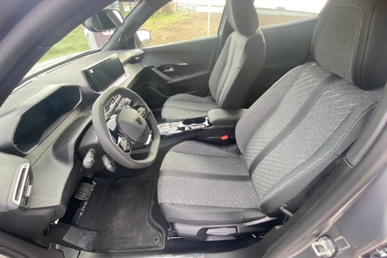 Peugeot 2008 din 2025 cu 1 km - oferta PEU198335 - foto 7