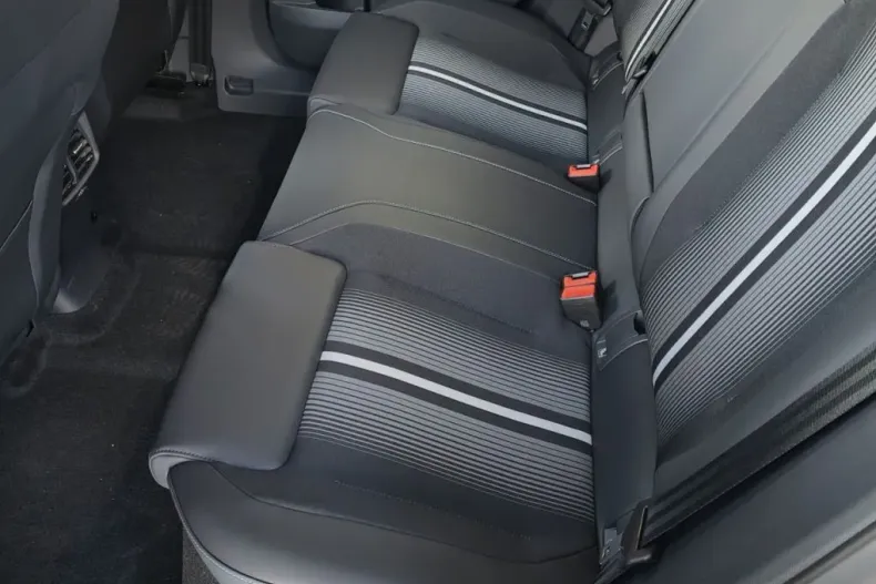 Ford Capri din 2025 cu 1 km - oferta FOR198339 - foto 12