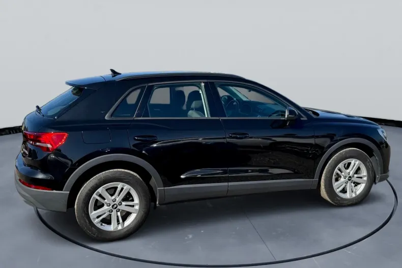 Audi Q3 din 2021 cu 176.500 km - oferta AUD198341 - foto 3