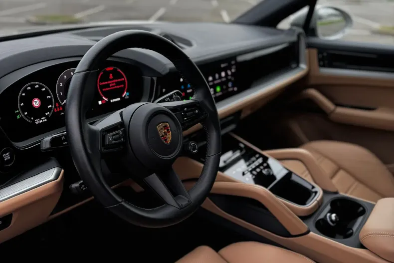 Porsche Cayenne din 2024 cu 10.700 km - oferta POR198343 - foto 10