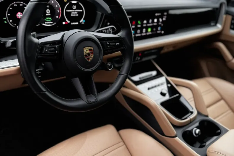 Porsche Cayenne din 2024 cu 10.700 km - oferta POR198343 - foto 12