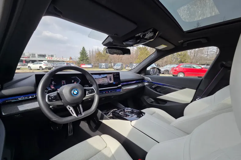 BMW 530e (Seria 5) din 2025 cu 9.443 km - oferta BMW198345 - foto 8