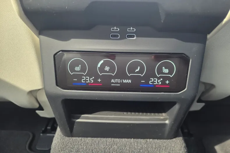 BMW 530e (Seria 5) din 2025 cu 9.443 km - oferta BMW198345 - foto 18