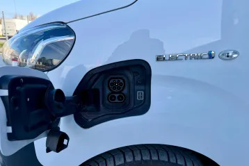 Toyota Proace din 2023 - oferta TOY198348