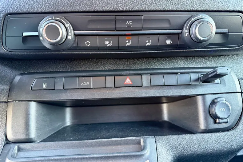 Toyota Proace din 2023 cu 45.940 km - oferta TOY198348 - foto 21