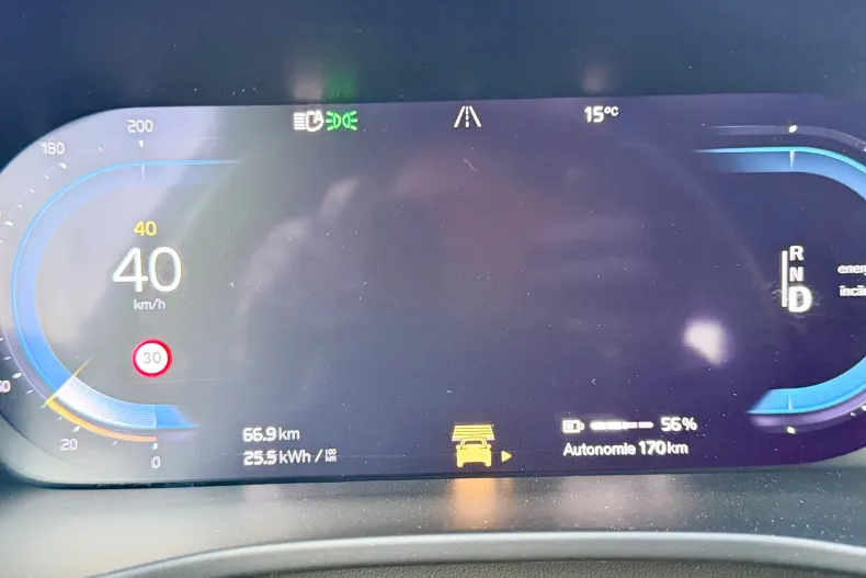 Volvo XC40 din 2021 cu 119.191 km - oferta VOL198349 - foto 15