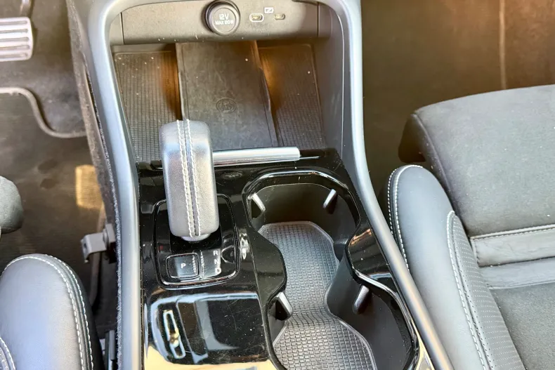 Volvo XC40 din 2021 cu 119.191 km - oferta VOL198349 - foto 16