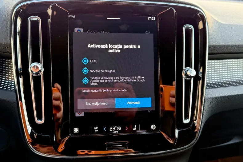 Volvo XC40 din 2021 cu 119.191 km - oferta VOL198349 - foto 25