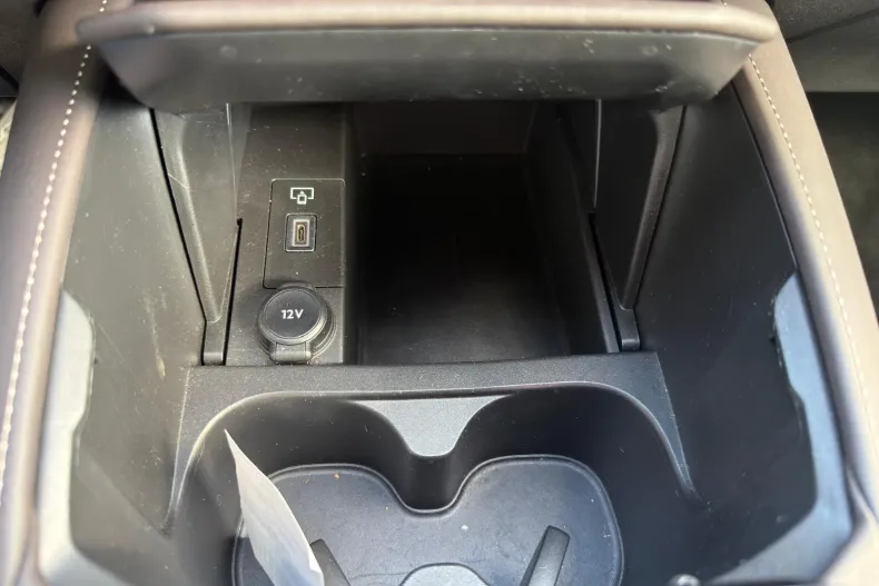 DS Automobiles DS 4 din 2022 cu 41.131 km - oferta DSA198350 - foto 31