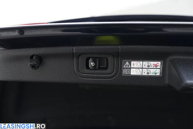 Mercedes-Benz C din 2022 cu 160.000 km - oferta MER198351 - foto 22