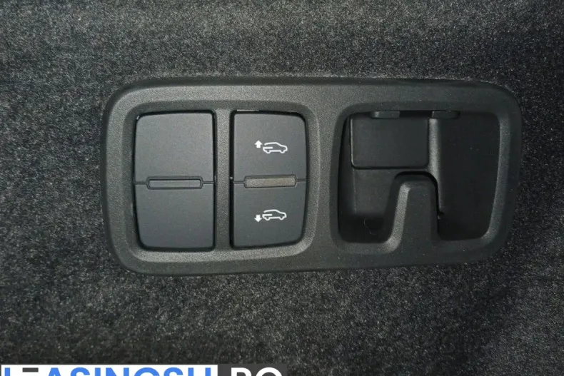 Audi Q8 din 2025 cu 2.026 km - oferta AUD198370 - foto 15