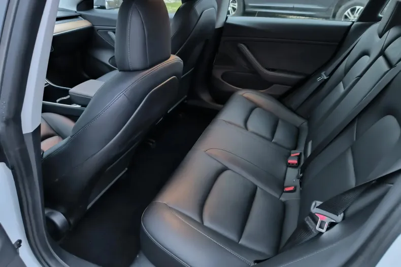 Tesla Model 3 din 2020 cu 109.000 km - oferta TES198378 - foto 14