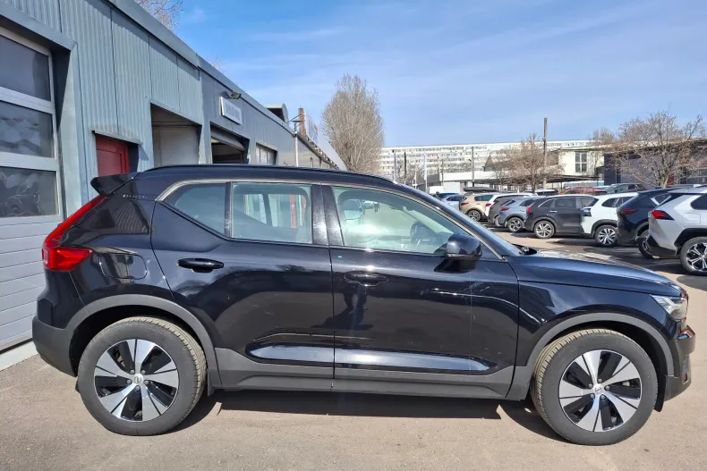Volvo XC40 din 2020 cu 77.940 km - oferta VOL198382 - foto 4