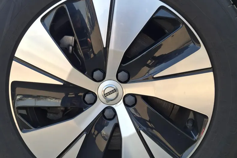 Volvo XC40 din 2020 cu 77.940 km - oferta VOL198382 - foto 13