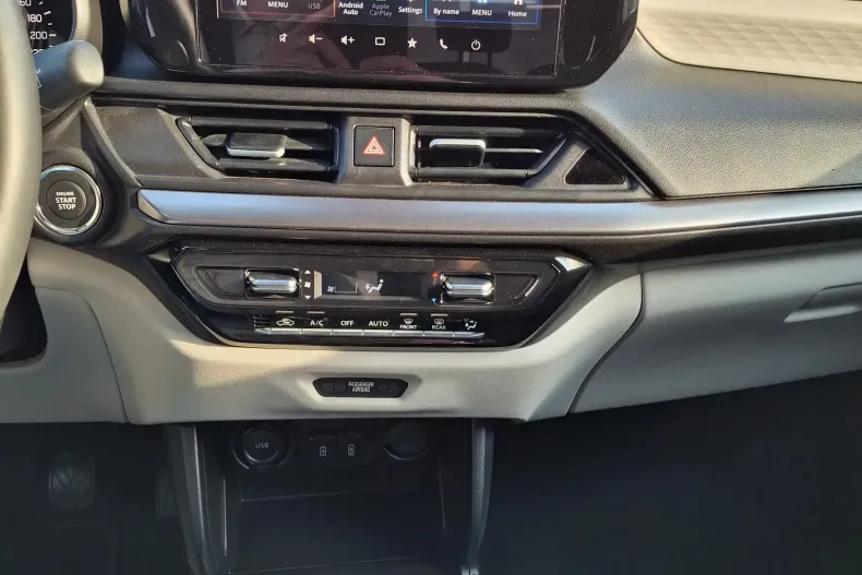 Suzuki Swift din 2024 cu 11.948 km - oferta SUZ198383 - foto 21