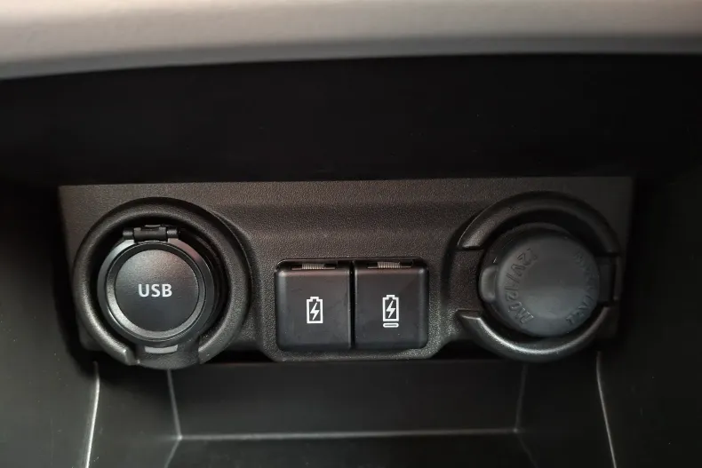 Suzuki Swift din 2024 cu 11.948 km - oferta SUZ198383 - foto 27