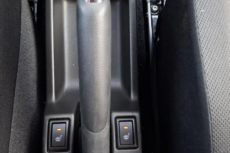 Suzuki Swift din 2024 cu 11.948 km - oferta SUZ198383 - foto 29