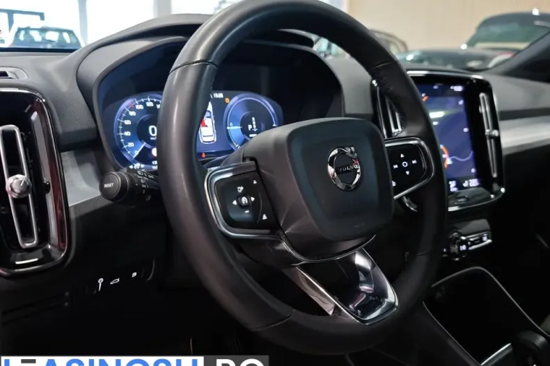 Volvo XC40 din 2022 cu 97.671 km - oferta VOL198390 - foto 6