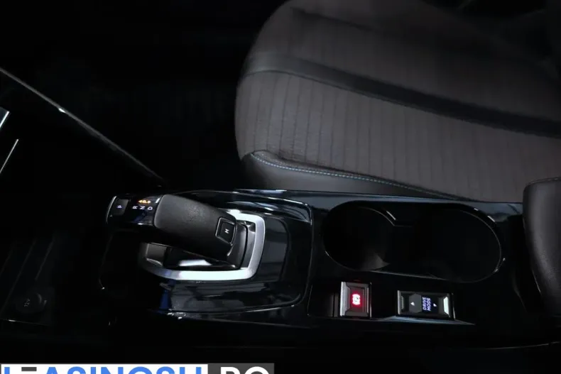 Peugeot 2008 din 2023 cu 86.155 km - oferta PEU198395 - foto 15