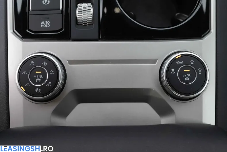 Volkswagen Touareg din 2021 cu 111.362 km - oferta VOL198401 - foto 31