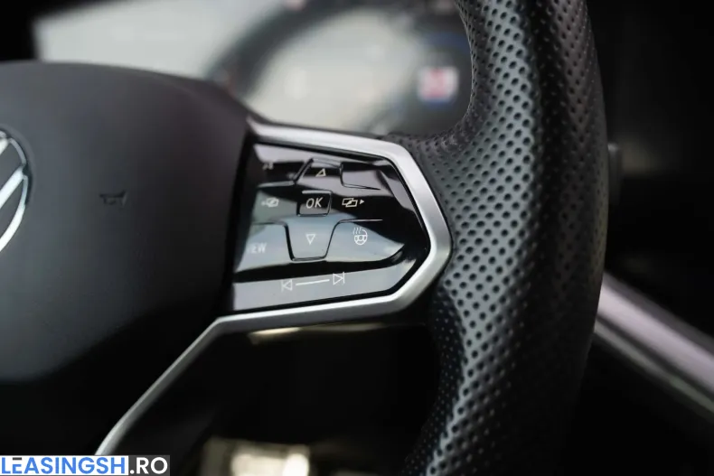 Volkswagen Touareg din 2021 cu 111.362 km - oferta VOL198401 - foto 37