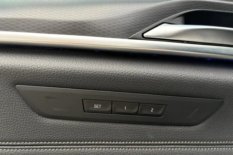 BMW 530d (Seria 5) din 2022 cu 72.050 km - oferta BMW198409 - foto 5