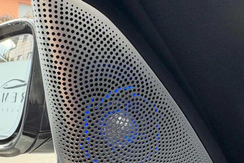 BMW 530d (Seria 5) din 2022 cu 72.050 km - oferta BMW198409 - foto 8