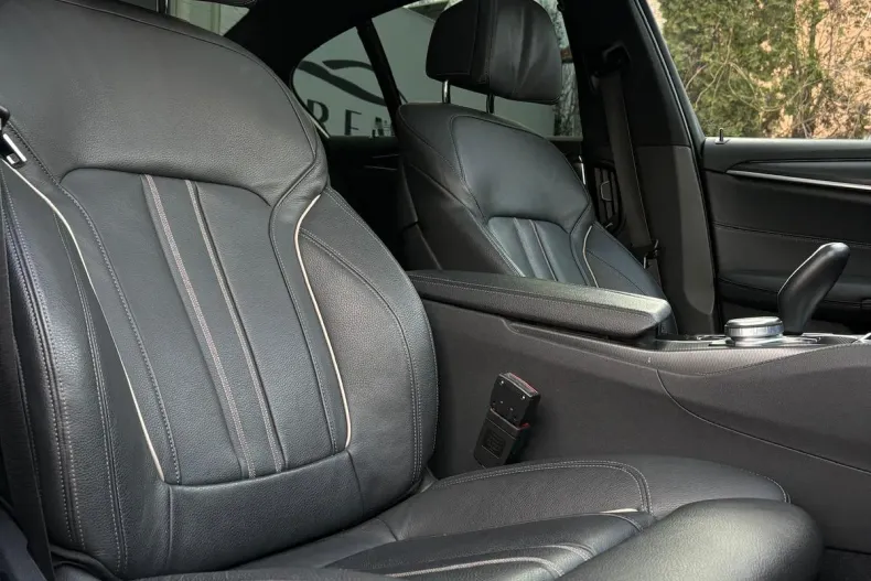 BMW 530d (Seria 5) din 2022 cu 72.050 km - oferta BMW198409 - foto 11