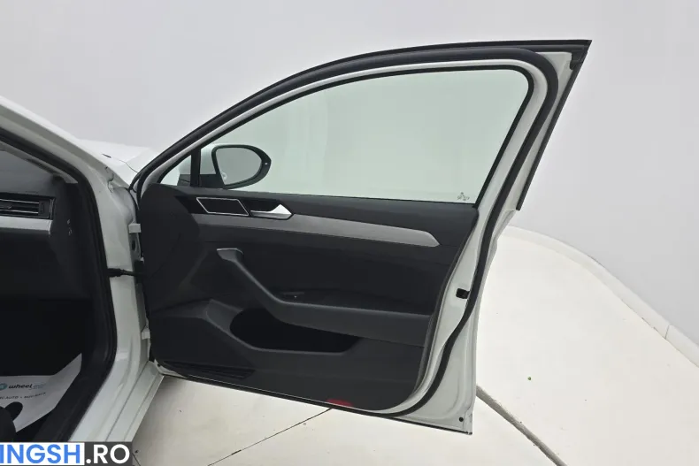 Volkswagen Passat din 2020 cu 137.780 km - oferta VOL198410 - foto 17