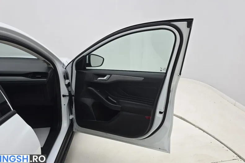 Ford Focus din 2022 cu 99.296 km - oferta FOR198414 - foto 16