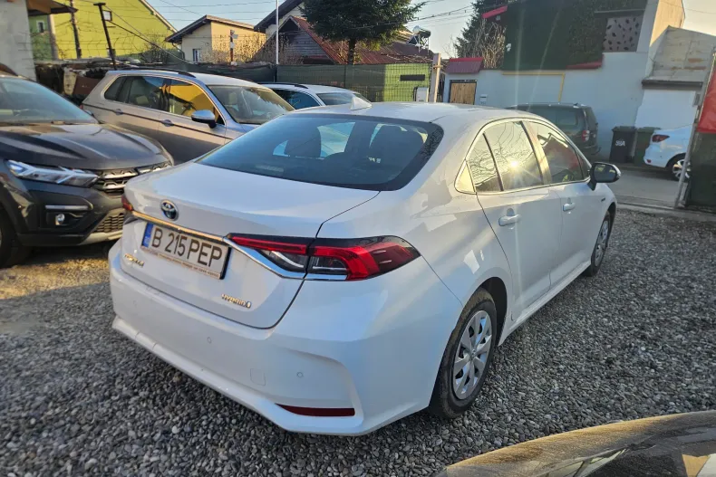 Toyota Corolla din 2022 cu 105.000 km - oferta TOY198416 - foto 2